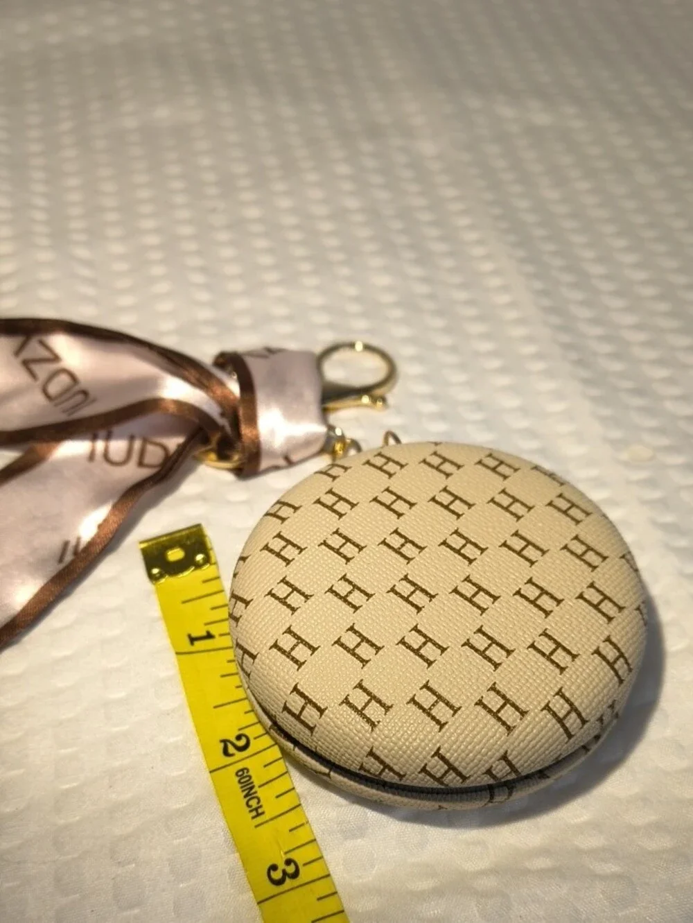 Beige Monogram Round Keychain 3
